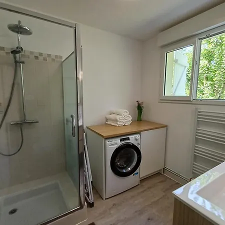 La Maison De L'etang Normandie House With Pond Jullouville-les-Pins
