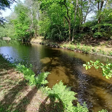 بيت للعطل La Maison De L'etang Normandie House With Pond *