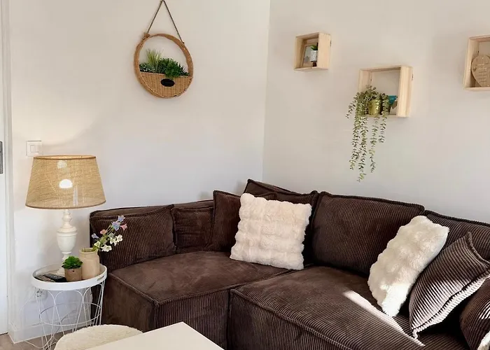 Normandie House With Pond Holiday home *