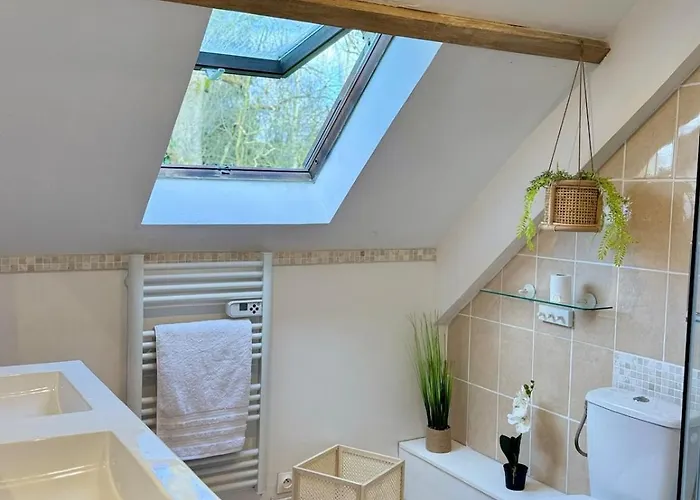 Normandie House With Pond Holiday home *